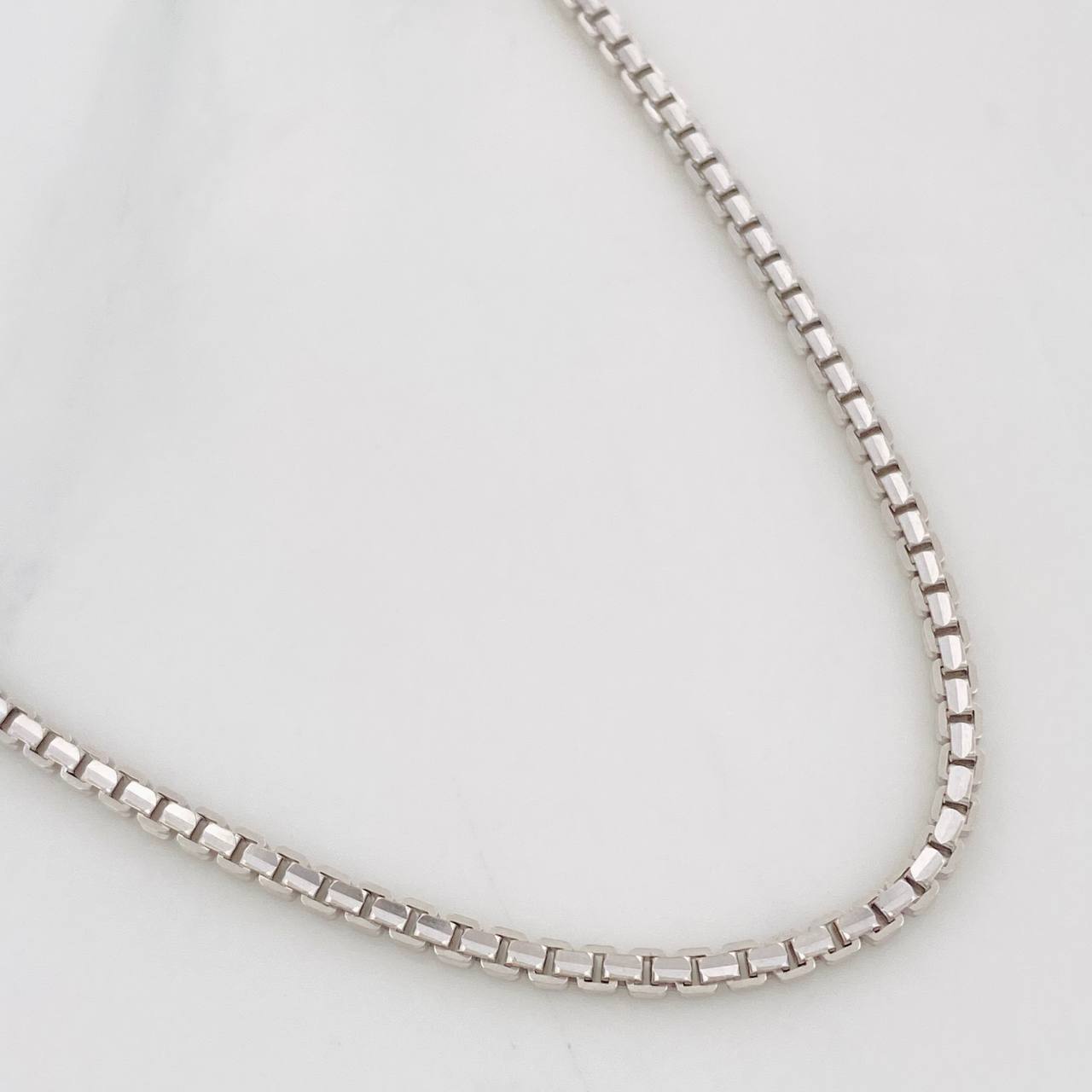 Cadena Veneciana 19.1g / 26 in / 4.3mm Oro Blanco 18K