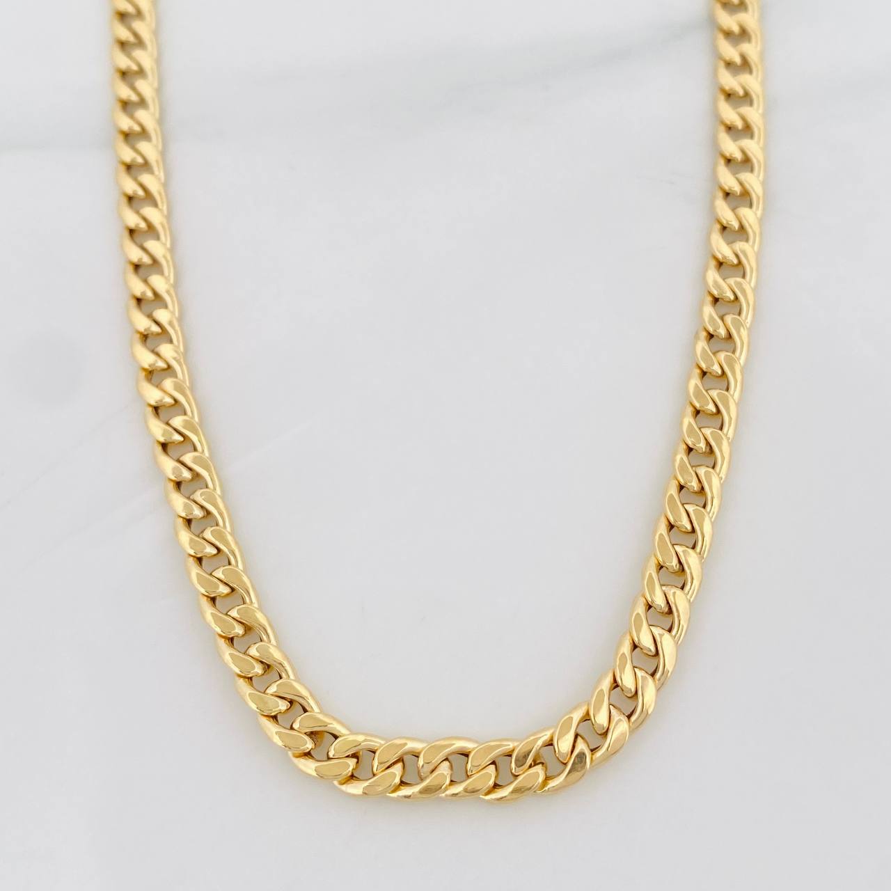 Cadena Cubana 8g / 28 in / 5.2mm Oro Amarillo 18K