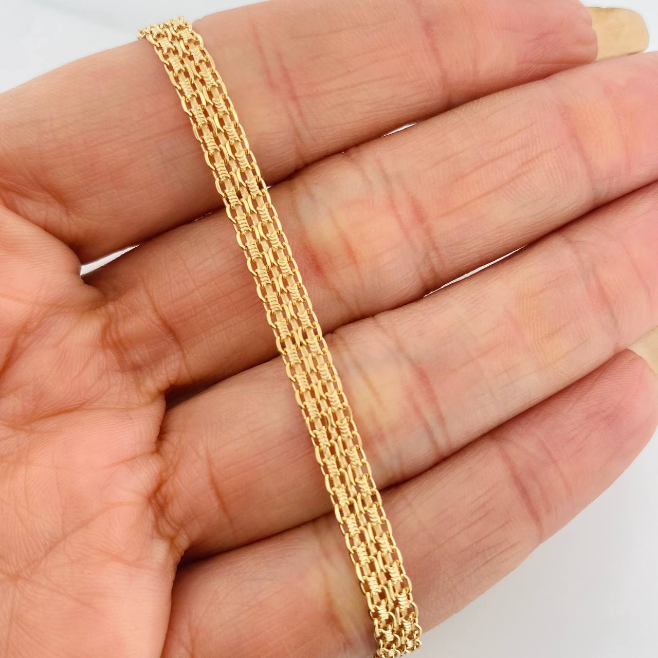 Pulso Chino 5.35g / 7 in / 4.7mm Oro Amarillo 18K