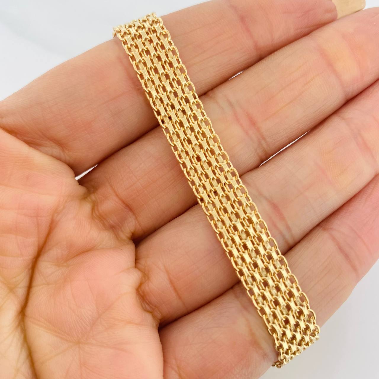 Pulso Chino 13.4g / 7 3/4 in / 8.8mm Oro Amarillo 18K