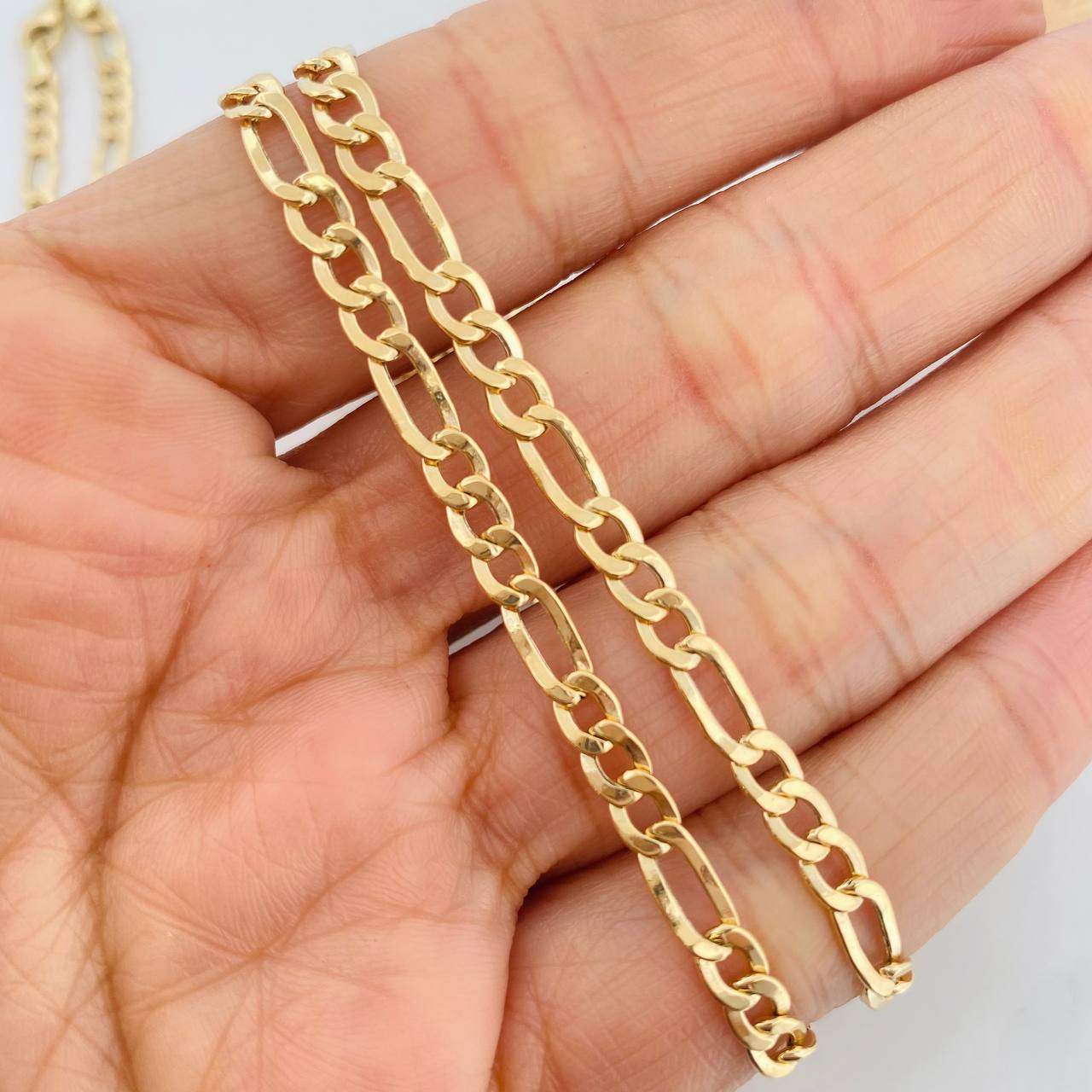 Cadena Figaro 6.6g / 24 in / 4mm Oro Amarillo 18K