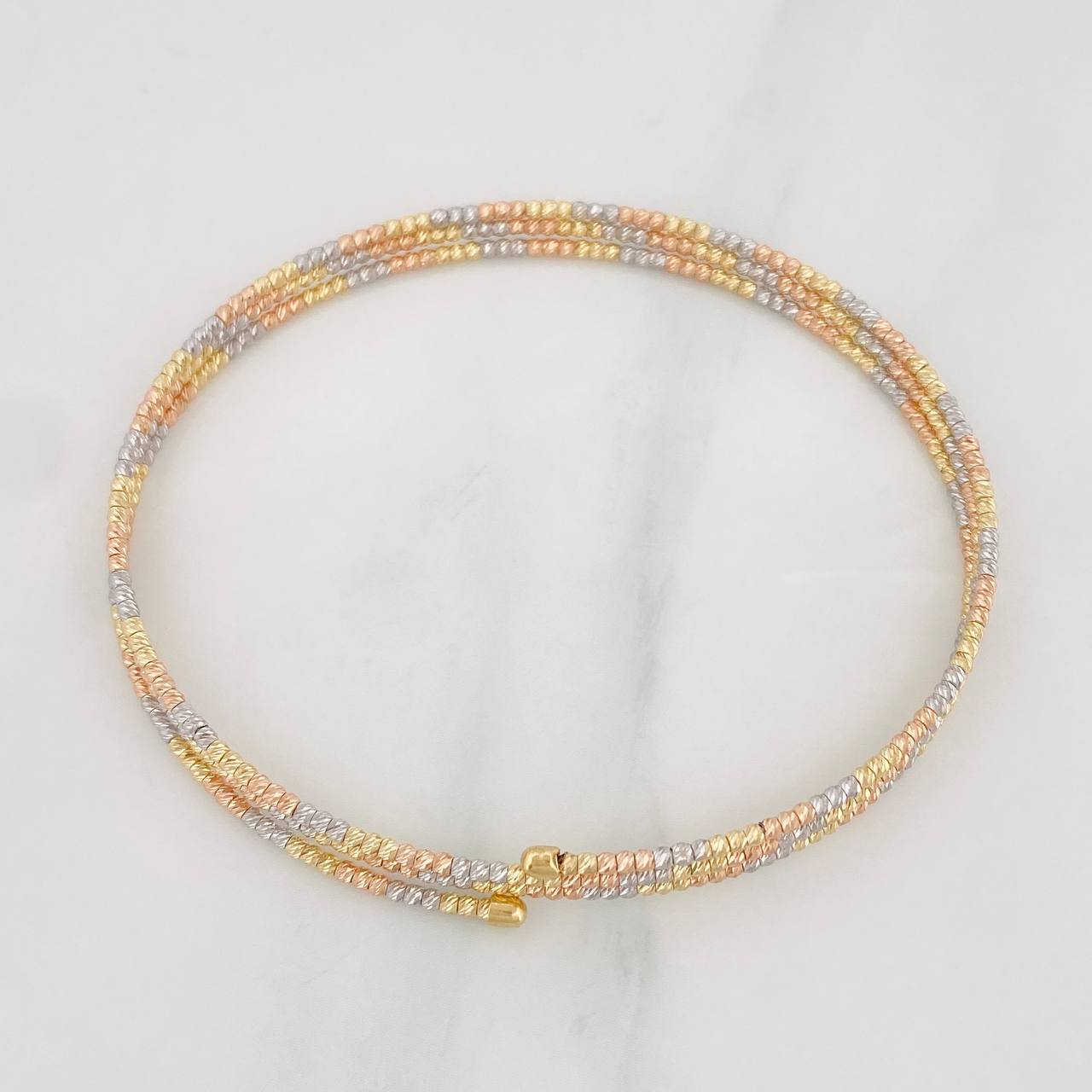 Pulso Brillos 4.95g / 6 3/4 in / 1.35mm Tres Oros 18K