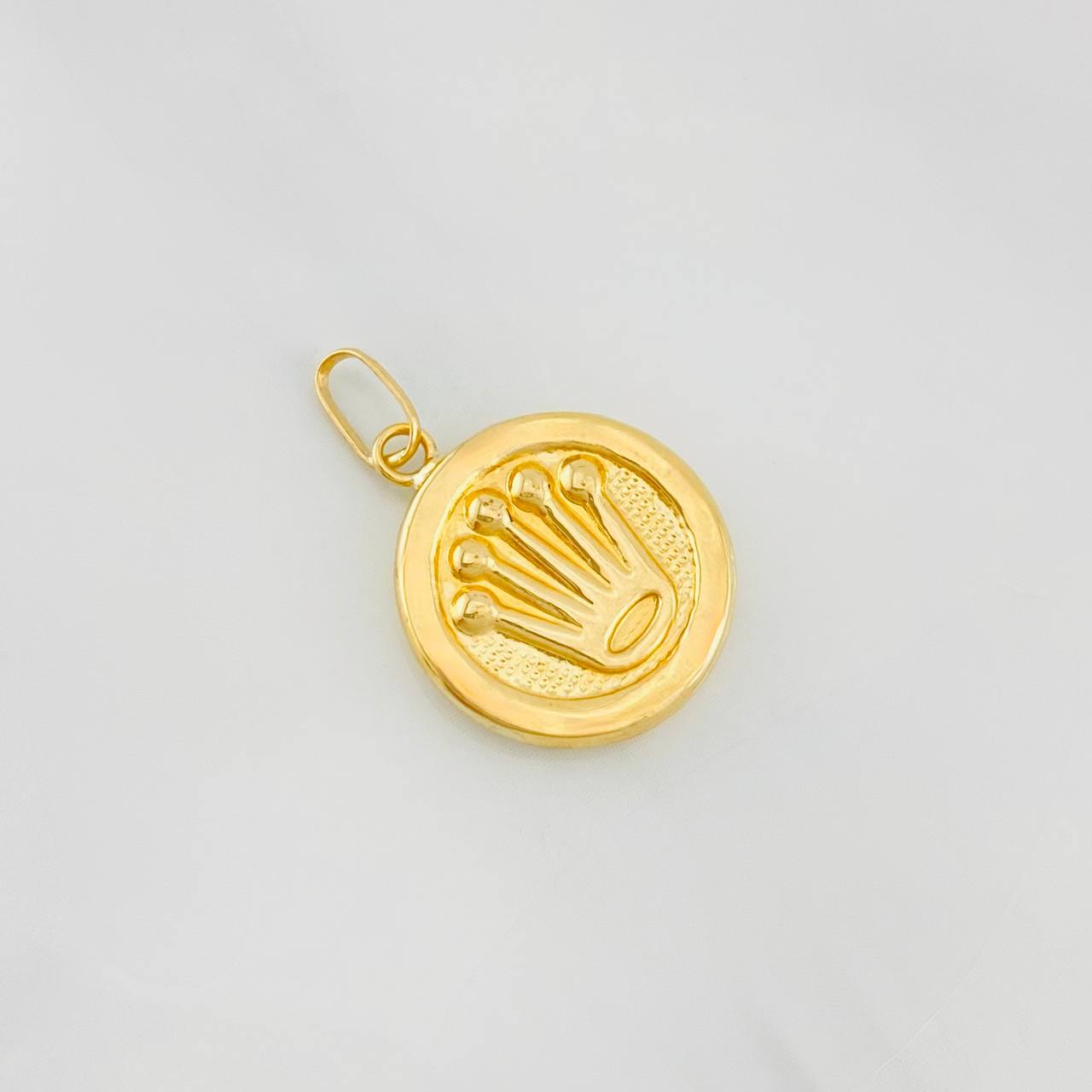 Pendant Crown 0.95g / 3/4 in Yellow Gold 18K