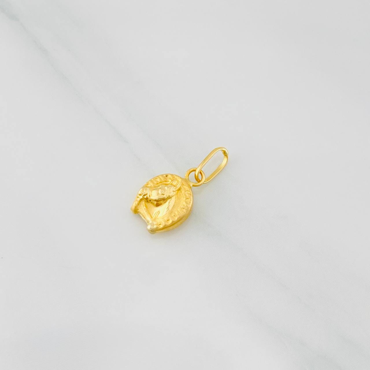 Dije Herradura Caballo 0.35g / 1/2 in Oro Amarillo 18K