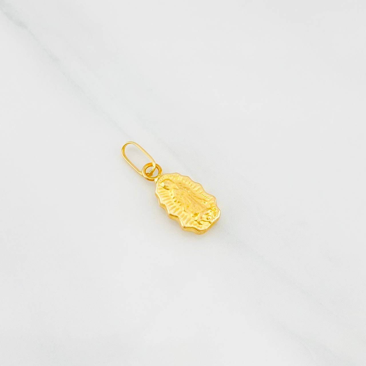 Dije Virgen de Guadalupe 0.35g / 3/4 in Oro Amarillo 18K