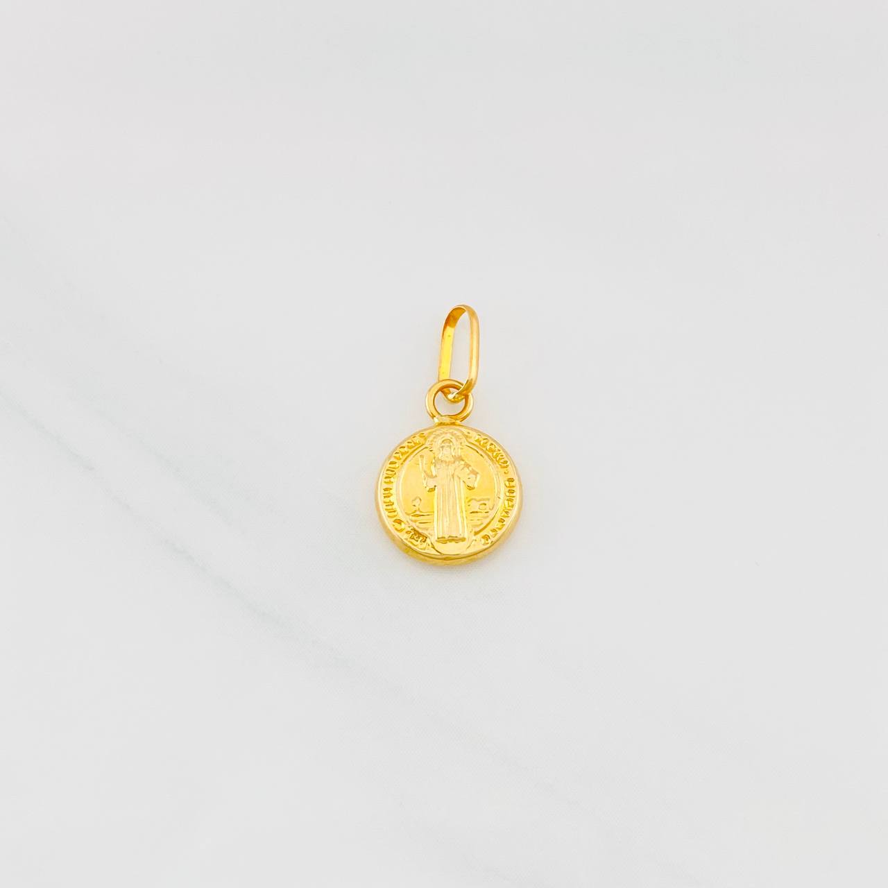 San Benito Pendant 0.35g / 3/4 in Yellow Gold 18K