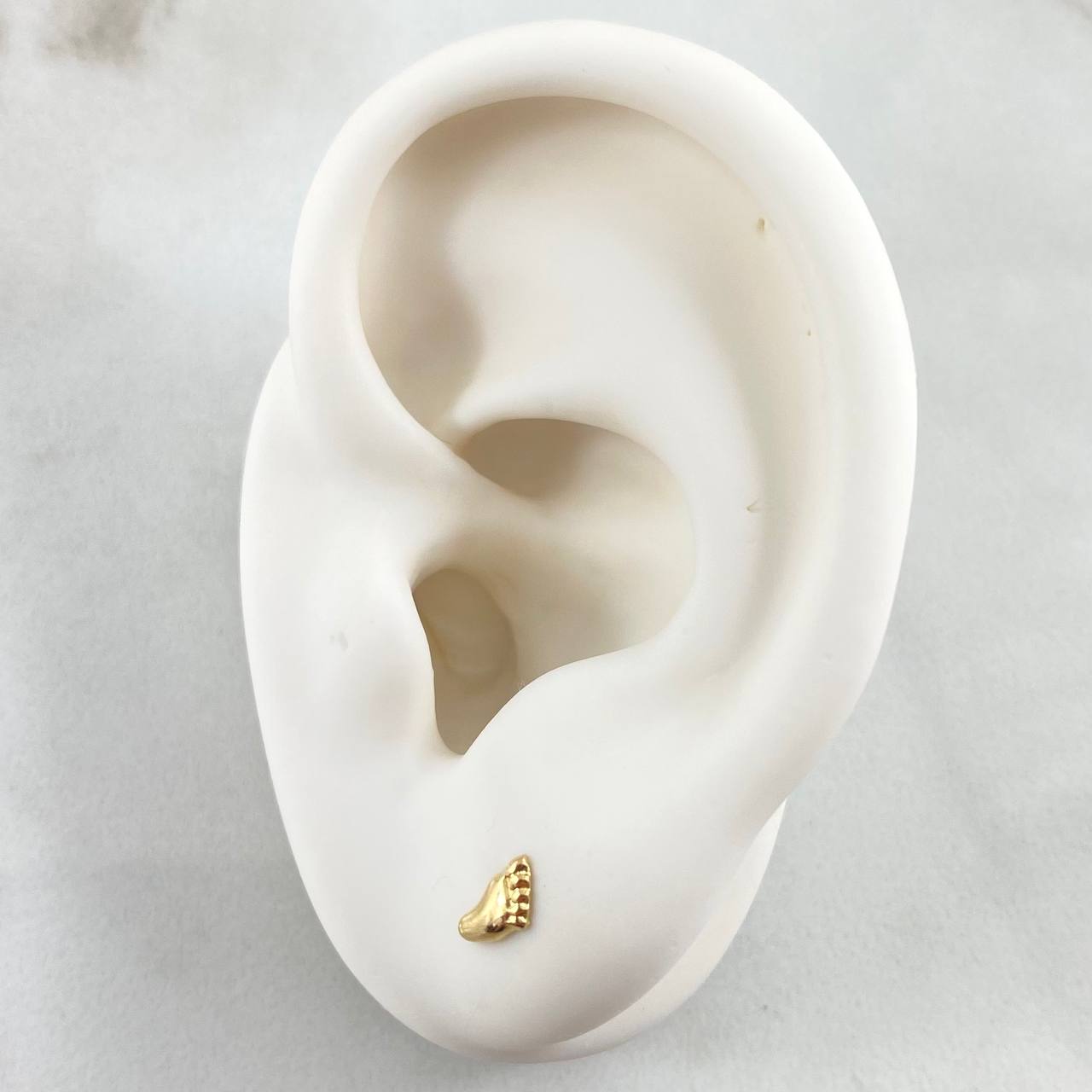 Stud Earrings Footprints 0.6gr / 8.5mm 18K Yellow Gold
