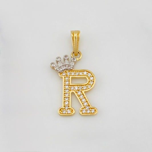 Dije Corona Letra R 1.55 g / 1 in Dos Oros Amarillo Blanco 18K