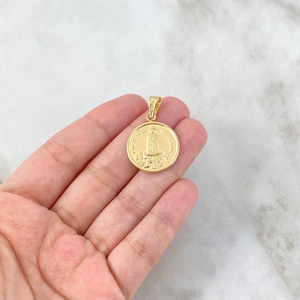Dije Virgen De Fatima 2gr / 2.2cm / Oro Amarillo 18K ©