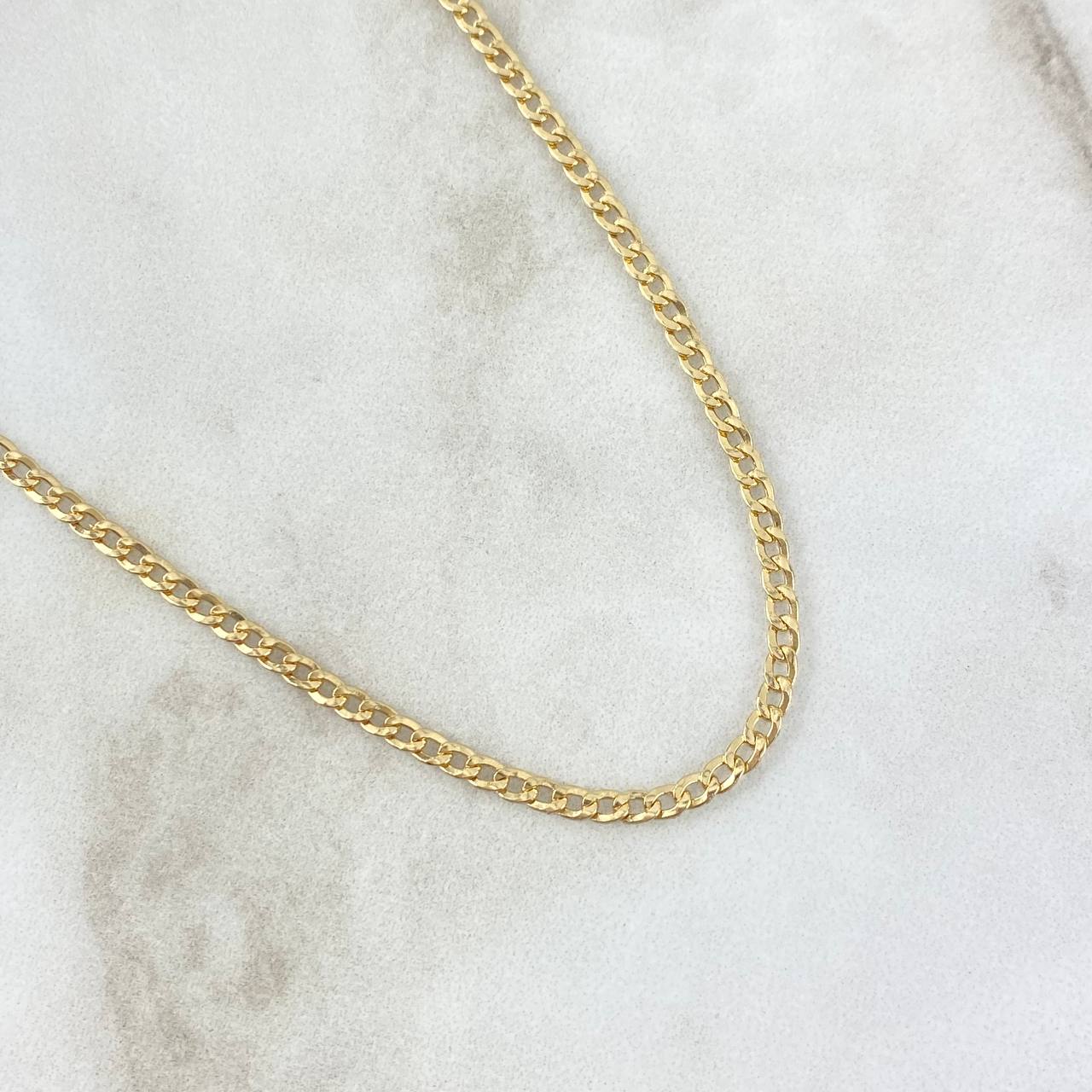 Cadena Mini Cubana 2.9gr / 23 1/2 in / 2.3mm Oro Amarillo +1 18K *