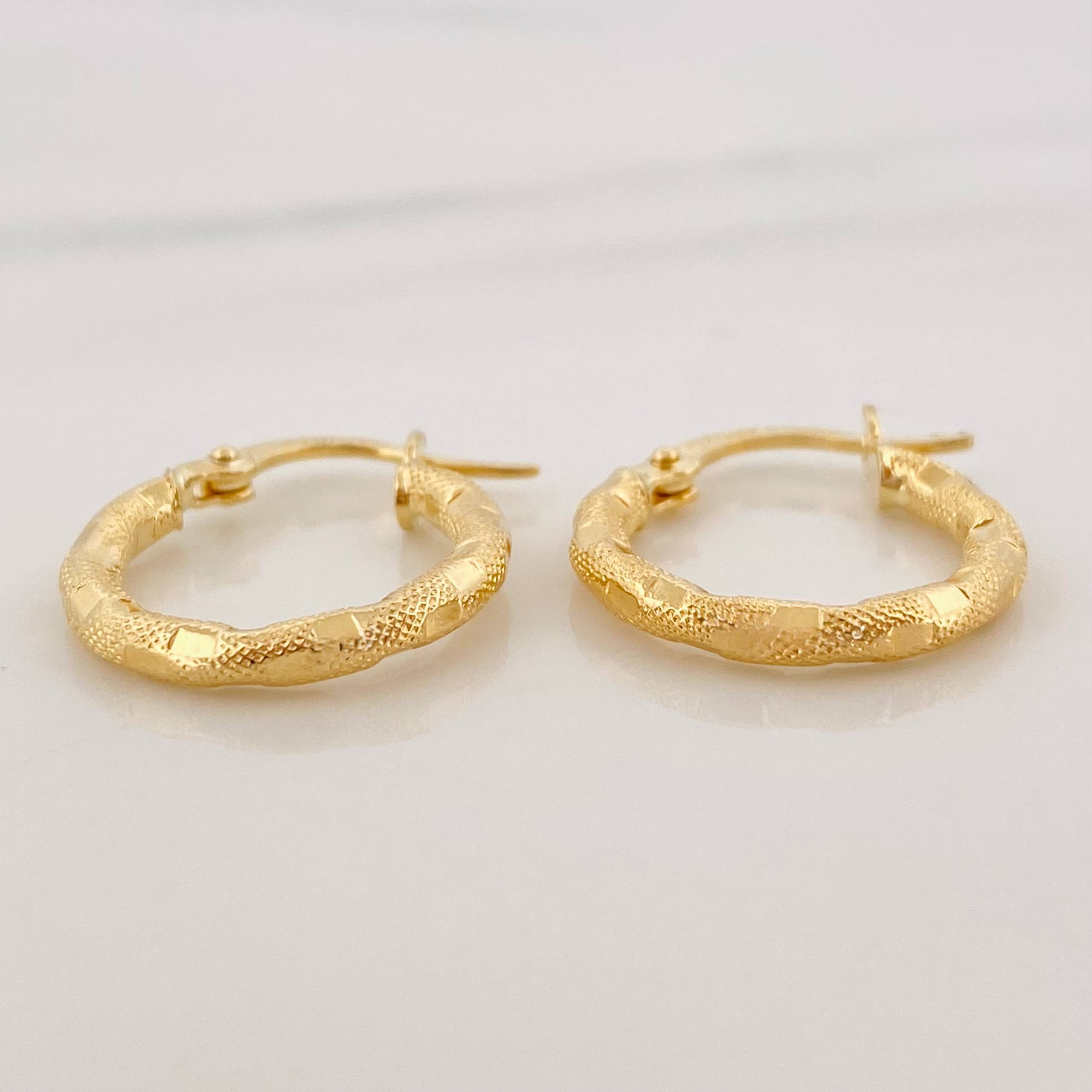 Candongas Kataleya 1.3 g / 3/4 in Oro Amarillo 18K