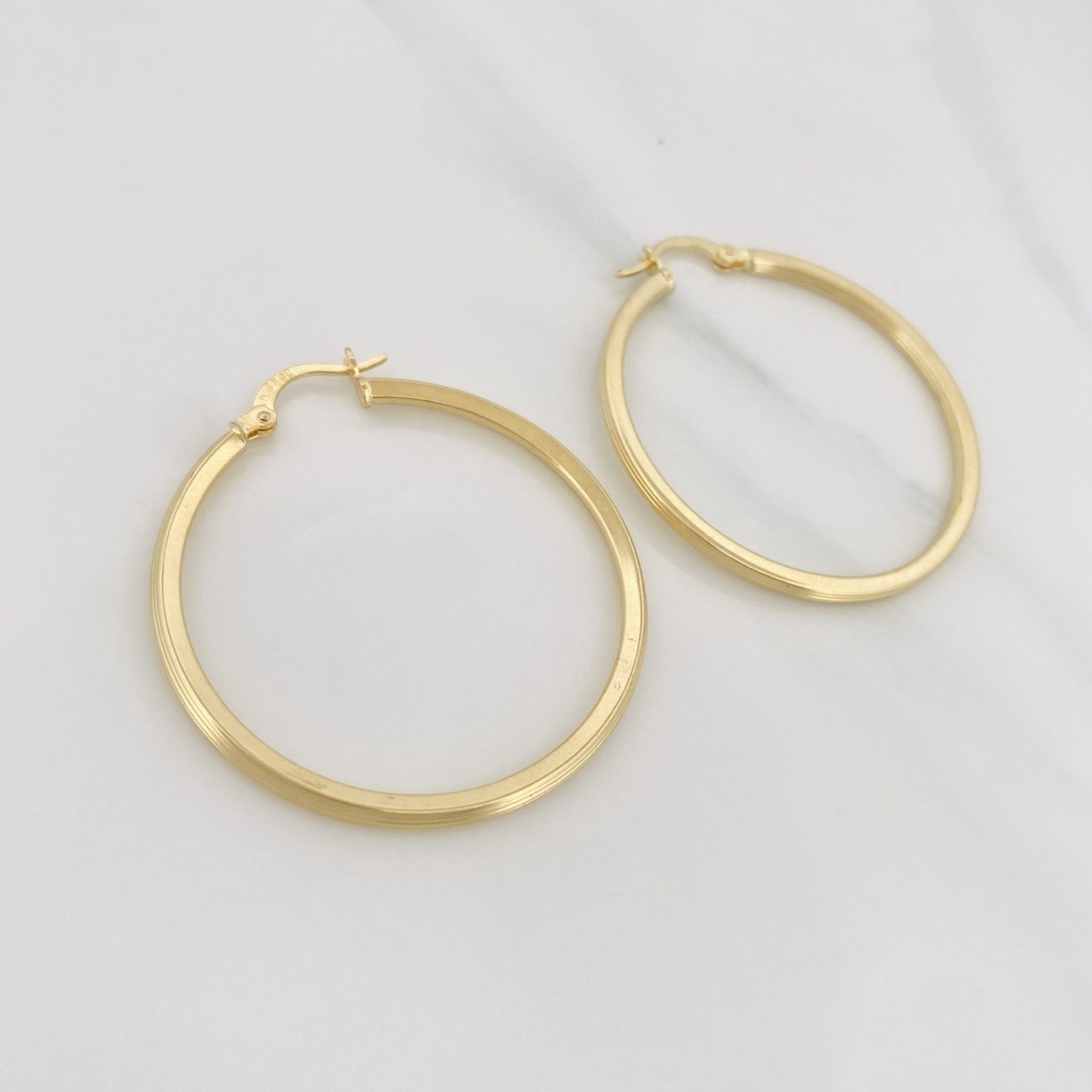 Candongas Andy 2.75 g / 1 1/2 in Oro Amarillo 18K