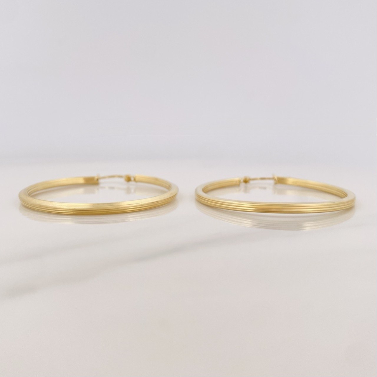 Candongas Andy 2.75 g / 1 1/2 in Oro Amarillo 18K
