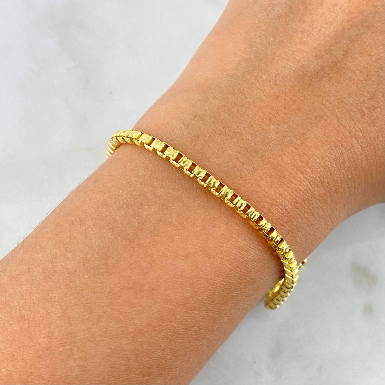 Bracelet Quadrilled Cylinder 11.15gr / 21cm / 3mm Diamond Cut Yellow Gold +4 ©