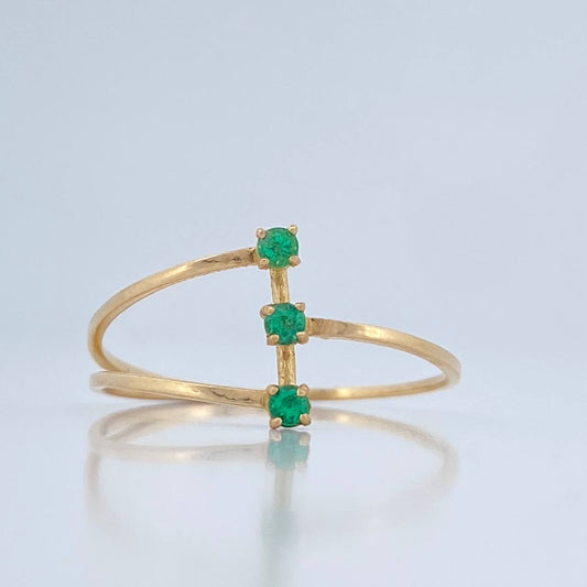 Anillo 3 Piedras Esmeraldas 1.15gr / T9 1/4 / Oro Amarillo 18K %