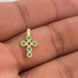 Dije Cruz Esferas Esmeraldas 0.6gr / 3/4 in / Oro Amarillo 18K %