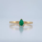 Anillo Solitario Esmeralda 1.85gr / T5 3/4 / Oro Amarillo 18K %