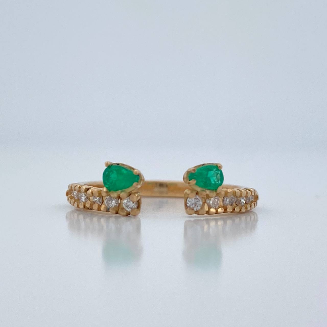 Anillo Mantiz Esmeraldas Diamantes 2.15gr / T7 1/4 / Oro Amarillo 18K %