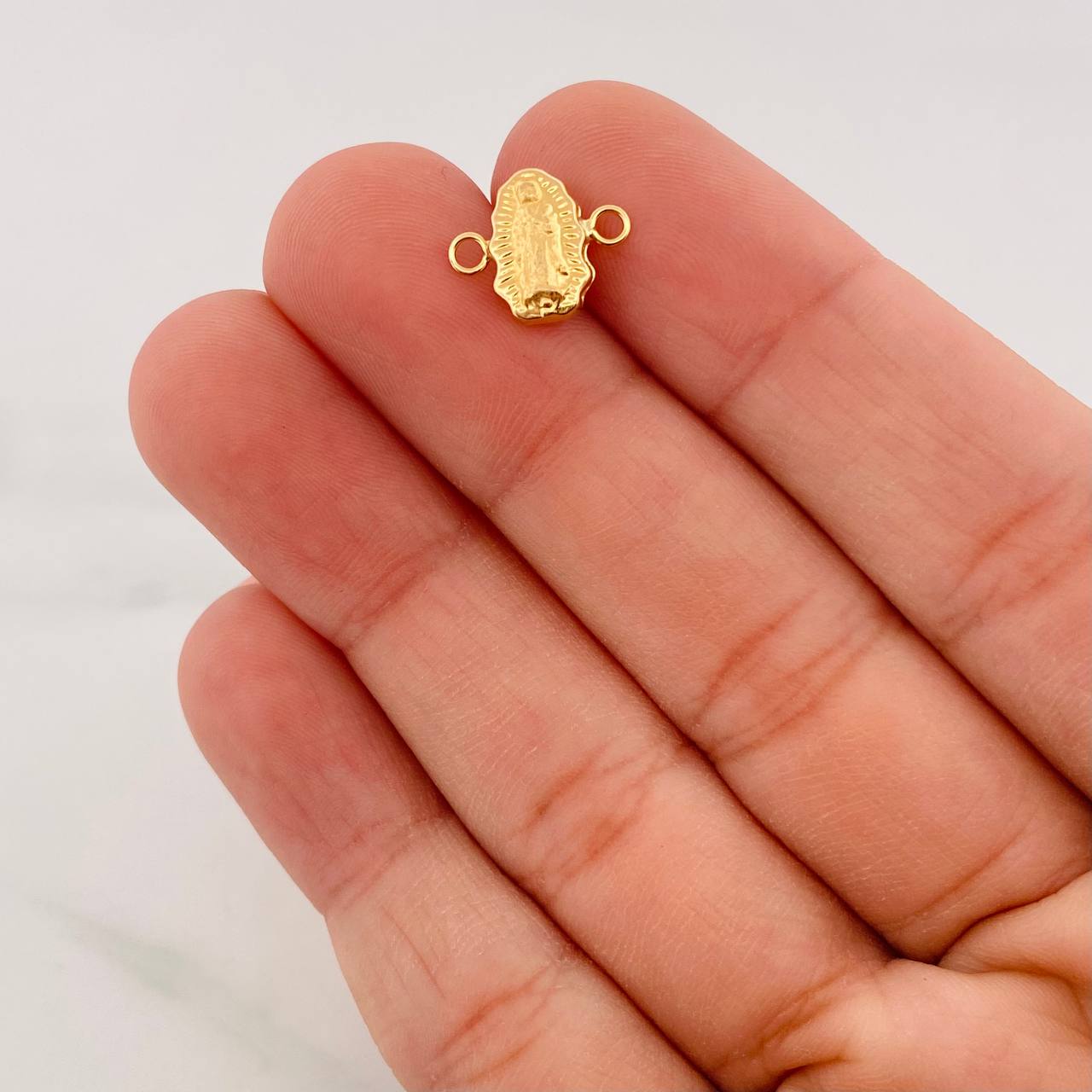 Virgin of Guadalupe Charm 0.35g / 1/2 in Yellow Gold 18K