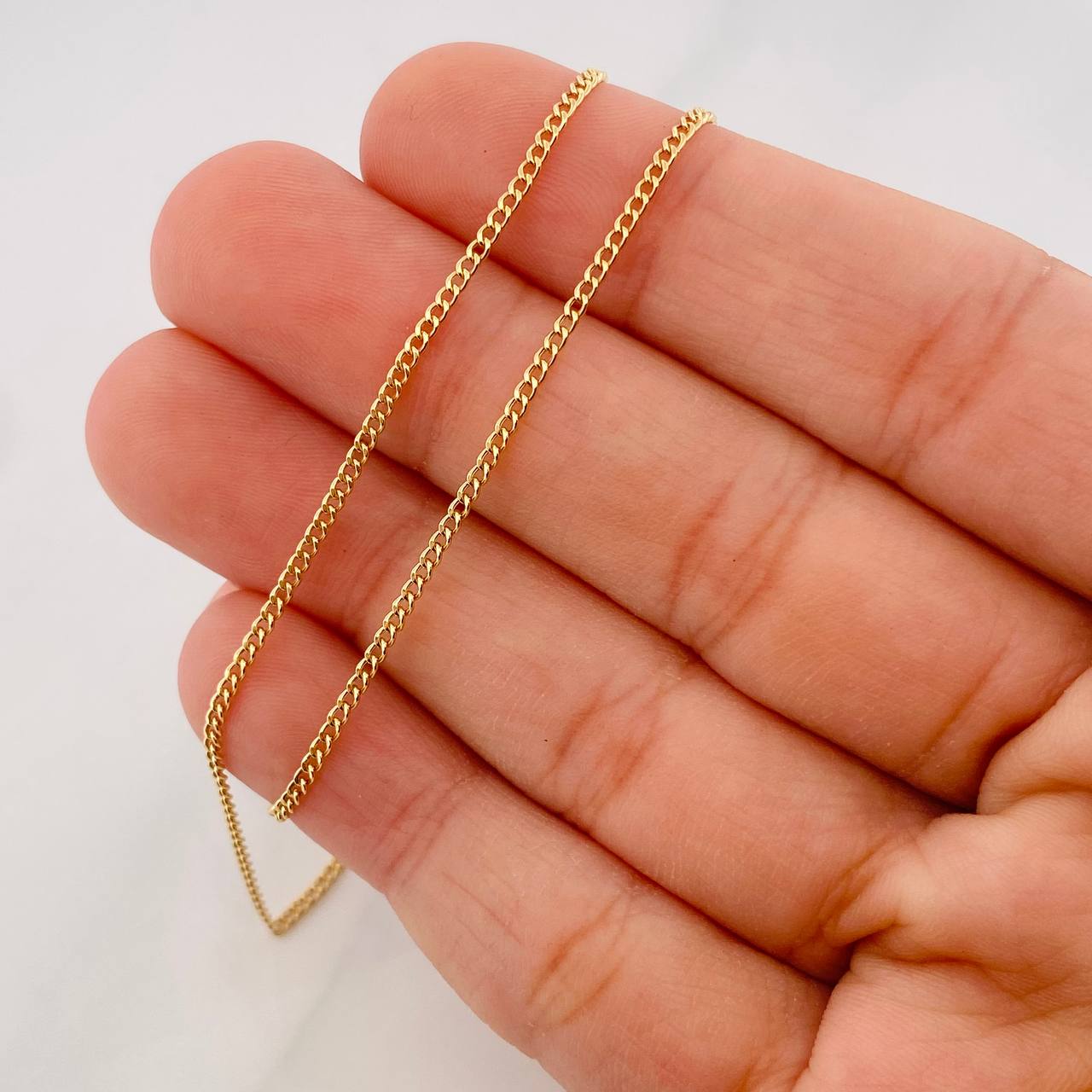Cadena Cubana 1.7g / 20 in / 1.35mm Oro Amarillo 18K