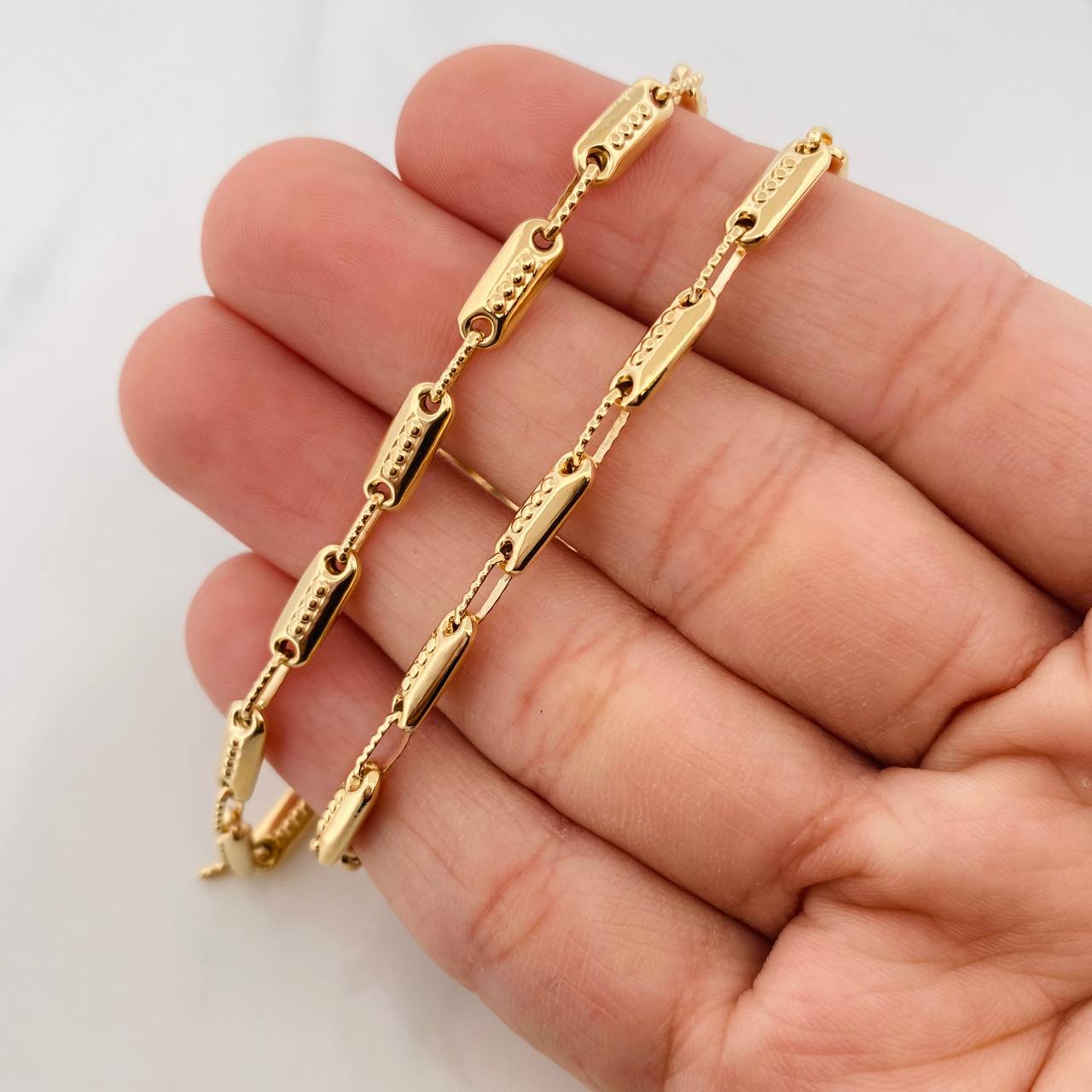 Rustic Cylinder Chain 14.65g / 26 in / 3.95mm Yellow Gold 18K