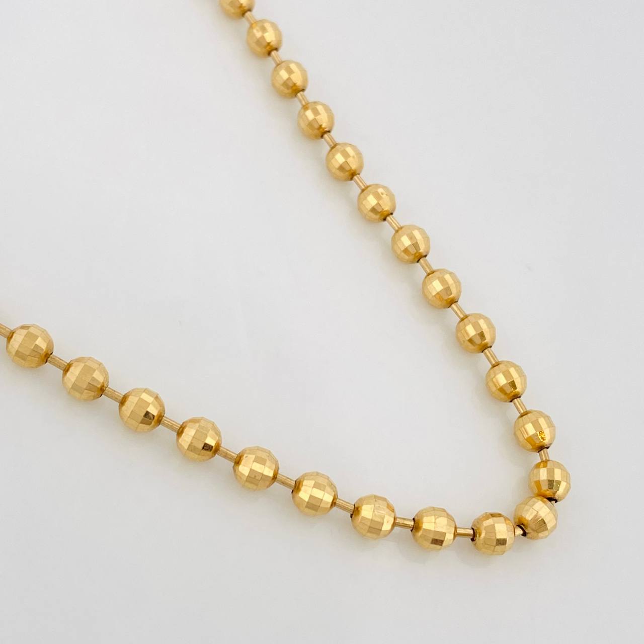 Cadena Militar Diamantada 24.65g / 28 in / 4mm Oro Amarillo 18K