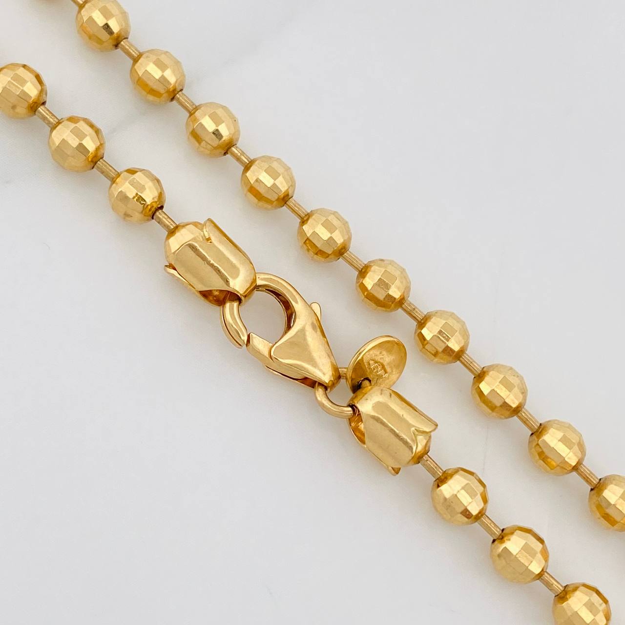 Cadena Militar Diamantada 24.65g / 28 in / 4mm Oro Amarillo 18K