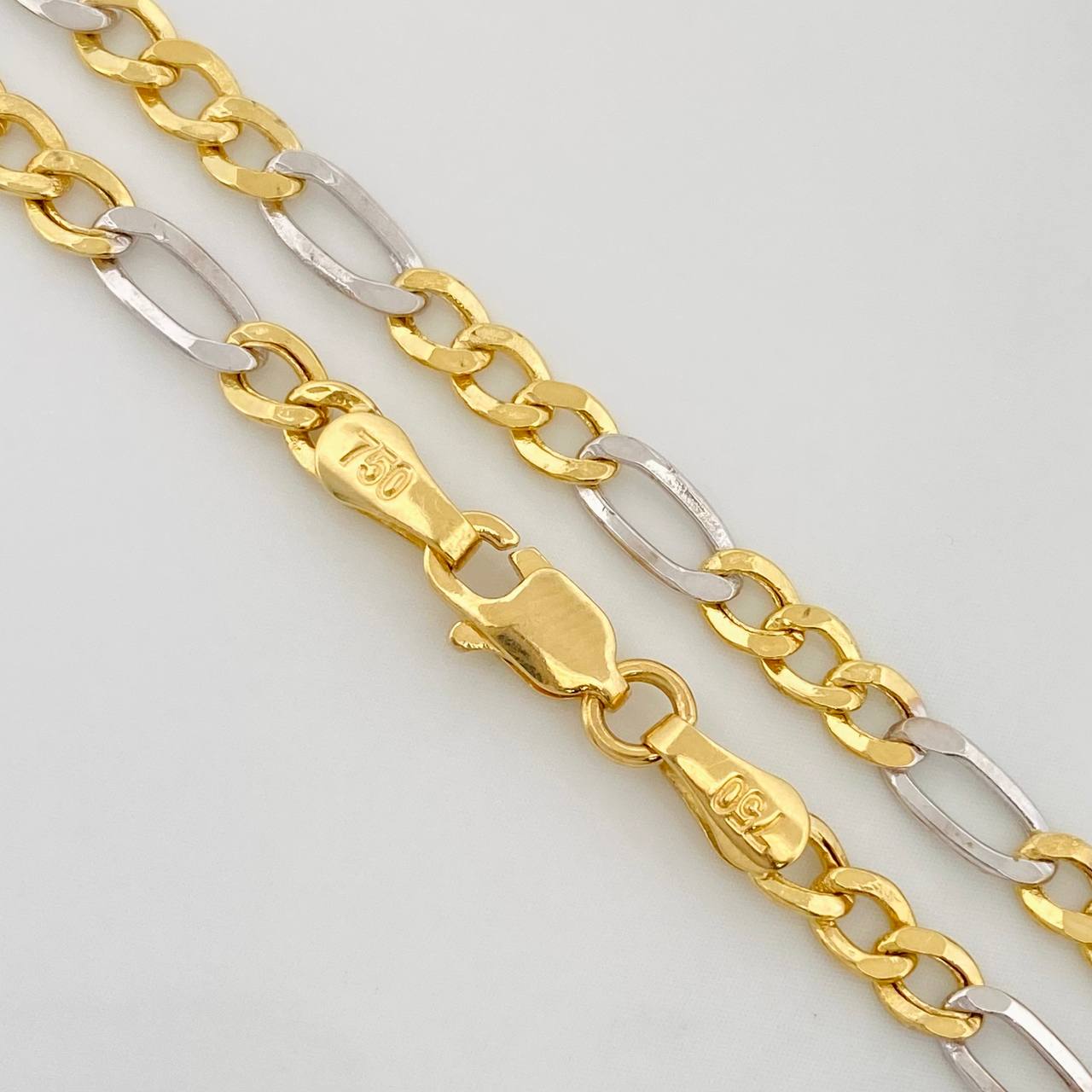 Cadena Figaro 6.3g / 26 in / 3.2mm Dos Oros Amarillo Blanco 18K