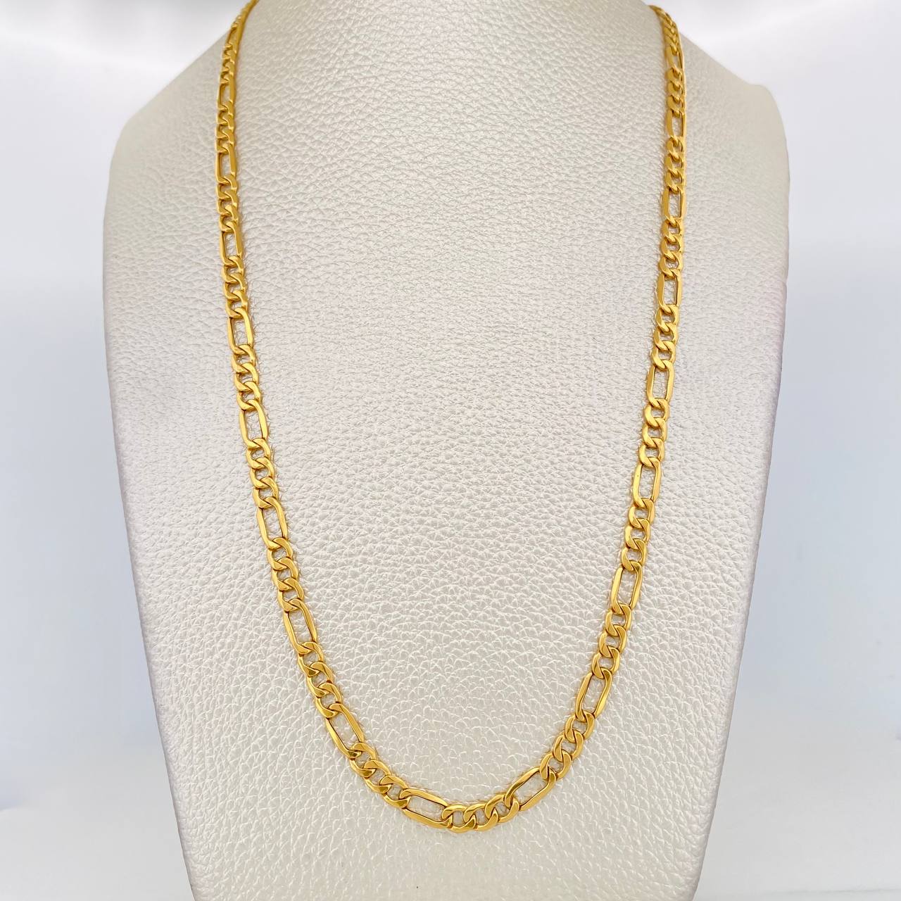 Cadena Figaro 9.05g / 24 in / 3.37mm Oro Amarillo 18K