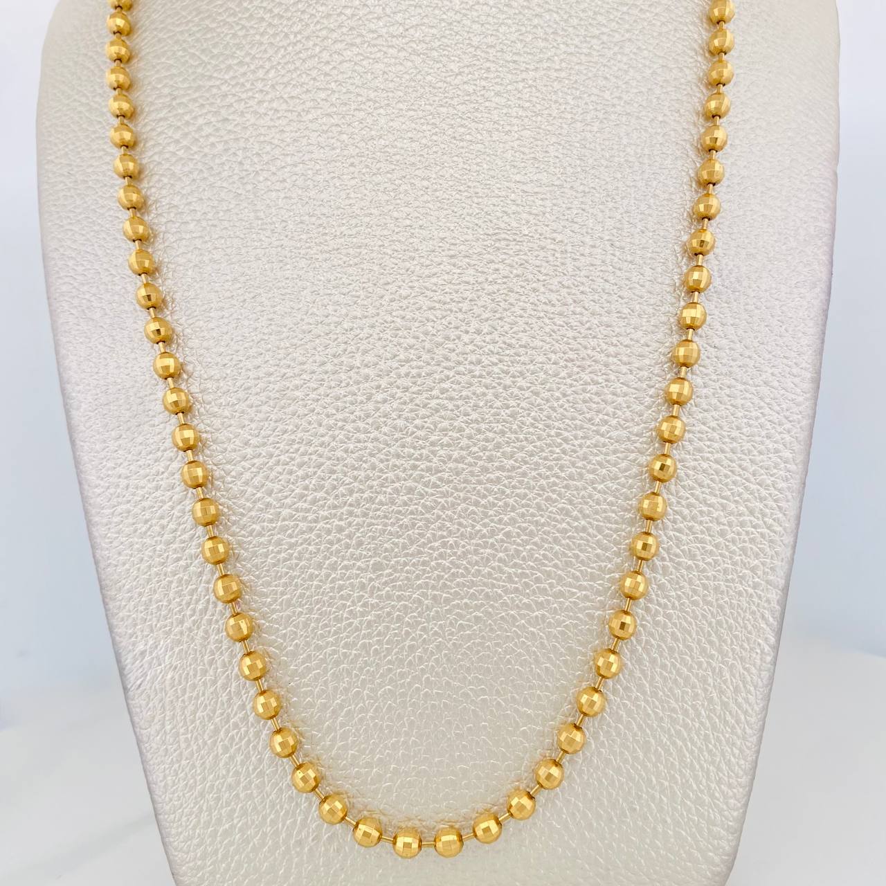Cadena Militar Diamantada 24.65g / 28 in / 4mm Oro Amarillo 18K