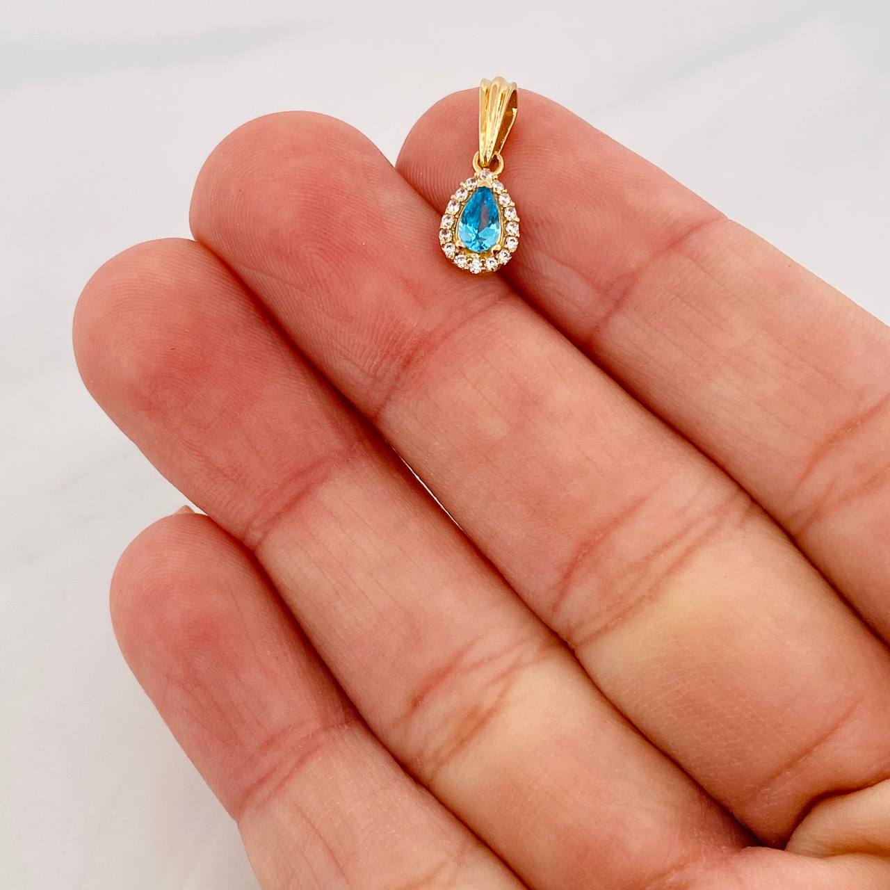Dije Halo Gota 0.7g / 1/2 in Oro Amarillo 18K
