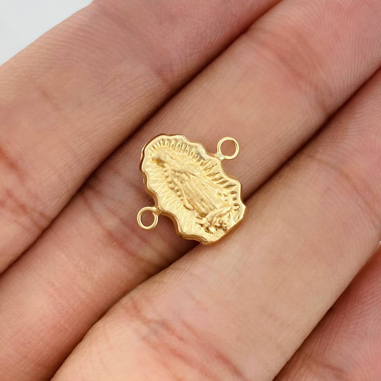 Charm Virgin of Guadalupe 0.6g / 1/2 in Yellow Gold 18K