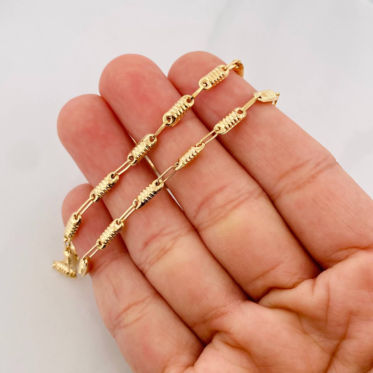 Rustic Striped Cylinder Chain 8.6g / 24 in / 3.35mm 18K Yellow Gold