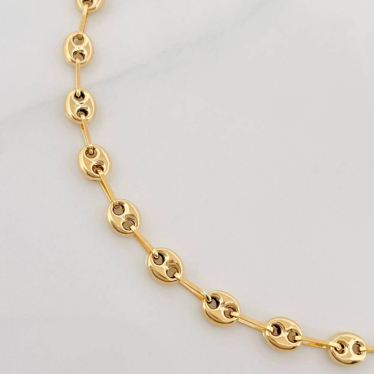 Pulso Rustico GC 3.05g / 8 1/4 in / 4mm Oro Amarillo 18K