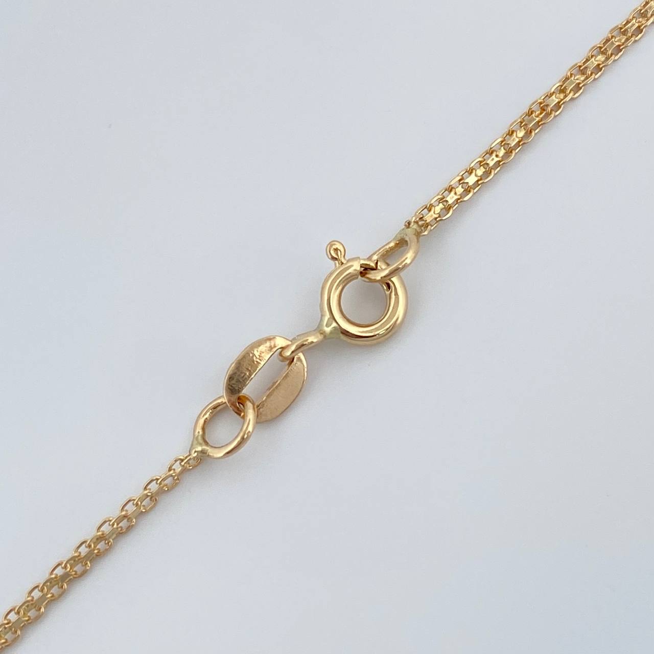 Cadena China 2.1gr / 15 3/4 in / 1.46mm Oro Amarillo +1 18K %