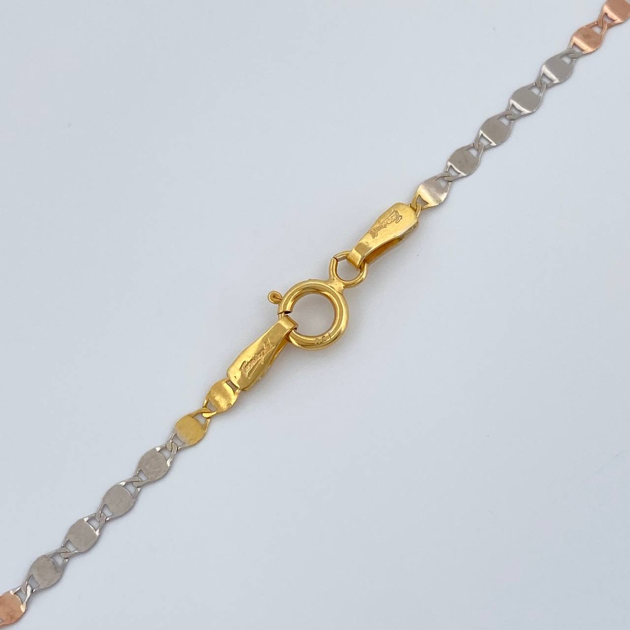 Cadena Plana Espejo 1.55gr / 15 3/4 in / 2mm Tres Oros +3 18K %