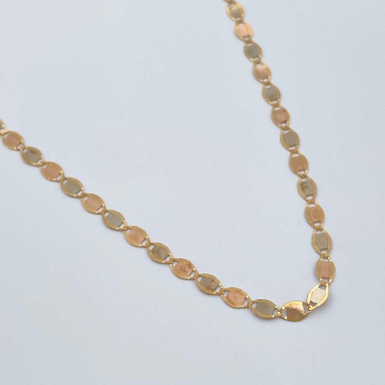 Cadena Plana Espejo 1.6gr / 18 in / 2.15mm Tres Oros +3 18K %