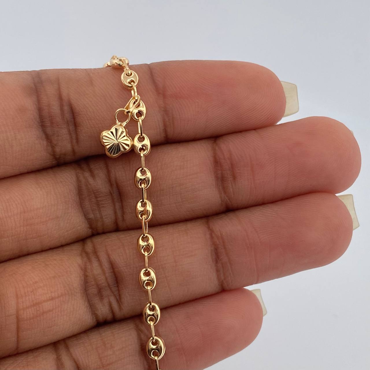 Tobillera Gc Treboles 3.9gr / 10 1/4 in / 3.25mm Oro Amarillo 18K &
