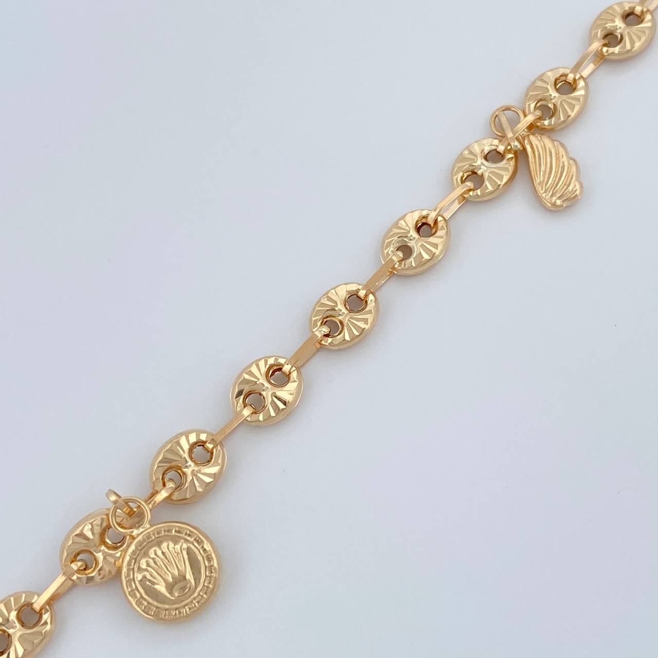 Tobillera GC 6.2gr / 10 1/2 in / 4.77mm Oro Amarillo 18K %