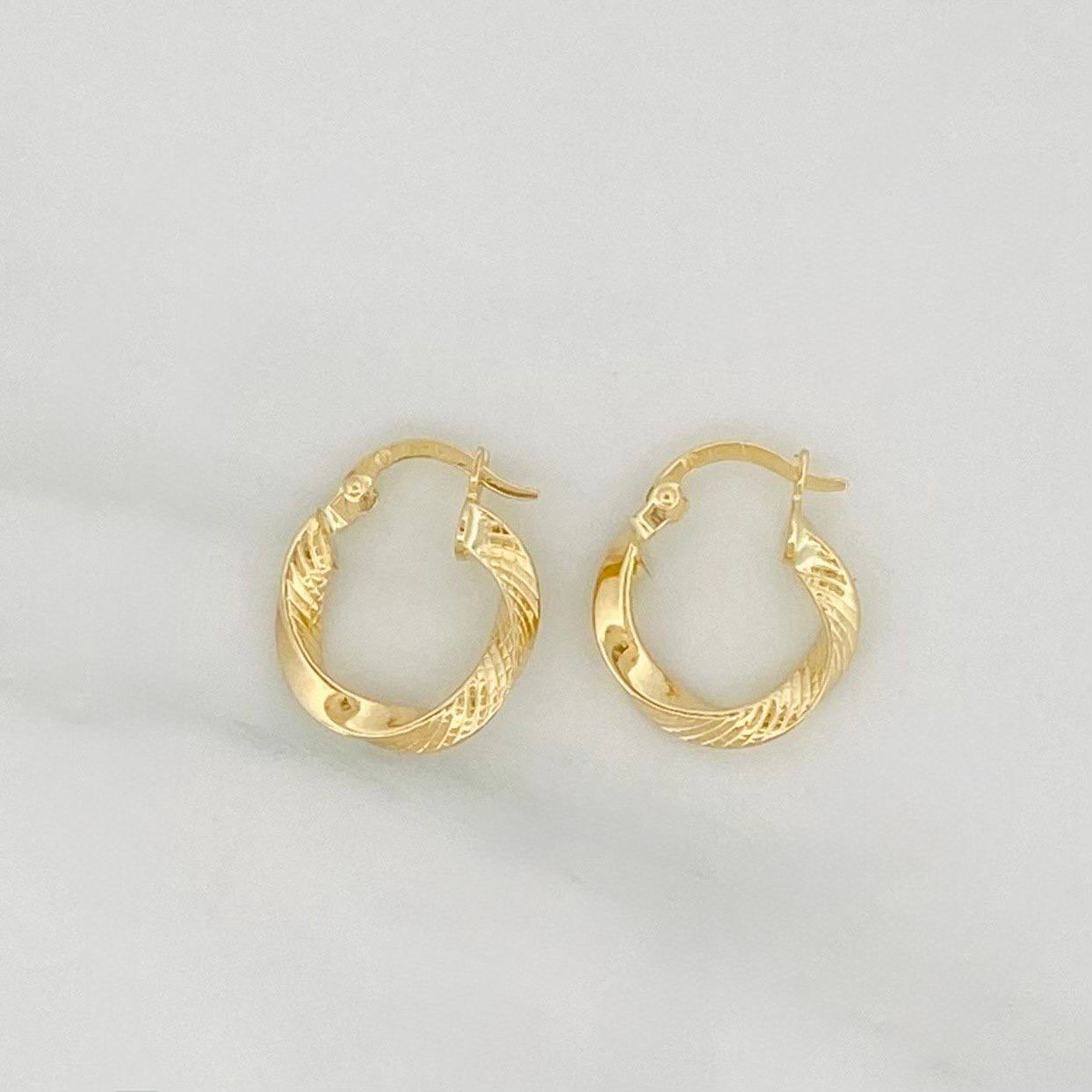 Candongas Deis 1.3 g / 1/2 in Oro Amarillo 18K