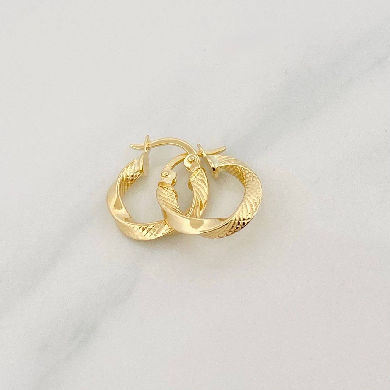 Candongas Deis 1.3 g / 1/2 in Oro Amarillo 18K