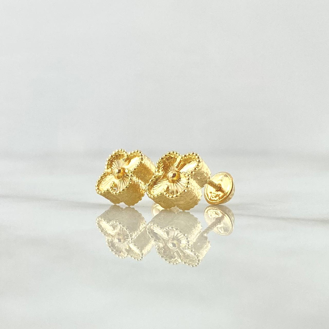 Stud Earrings Trébol VCyA 2.65gr / 9mm Diamond Cut Punteado Oro Amarillo Nac.Esp. 18K ©