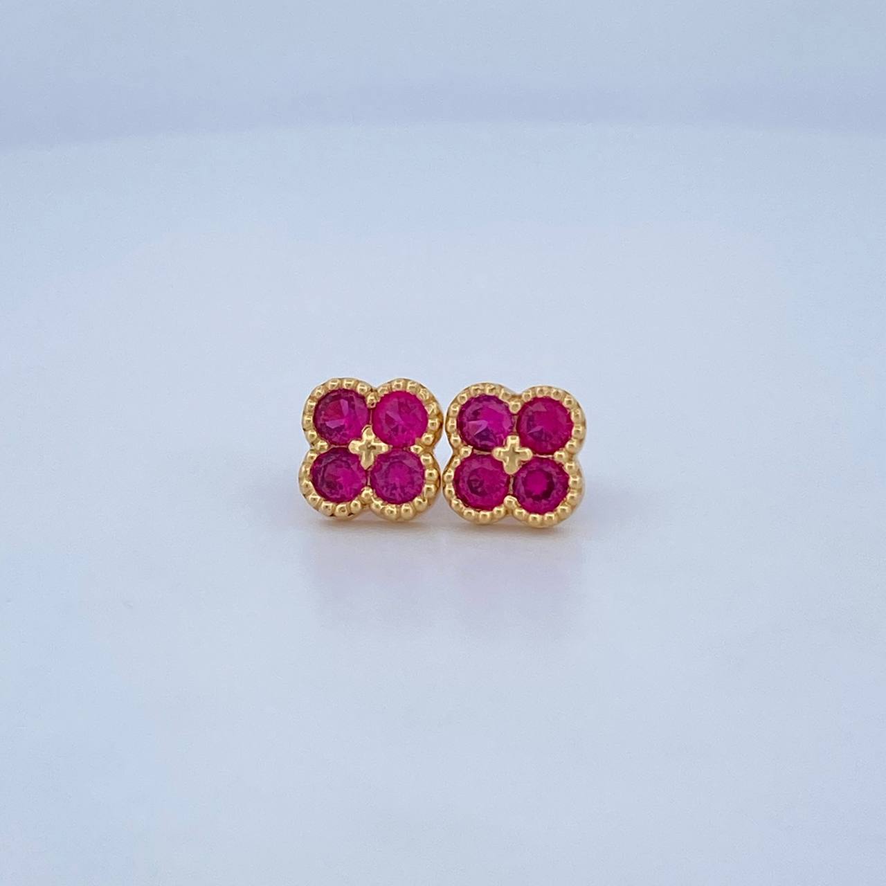 Topos Trebol 2.95gr /  Oro Amarillo 18K &