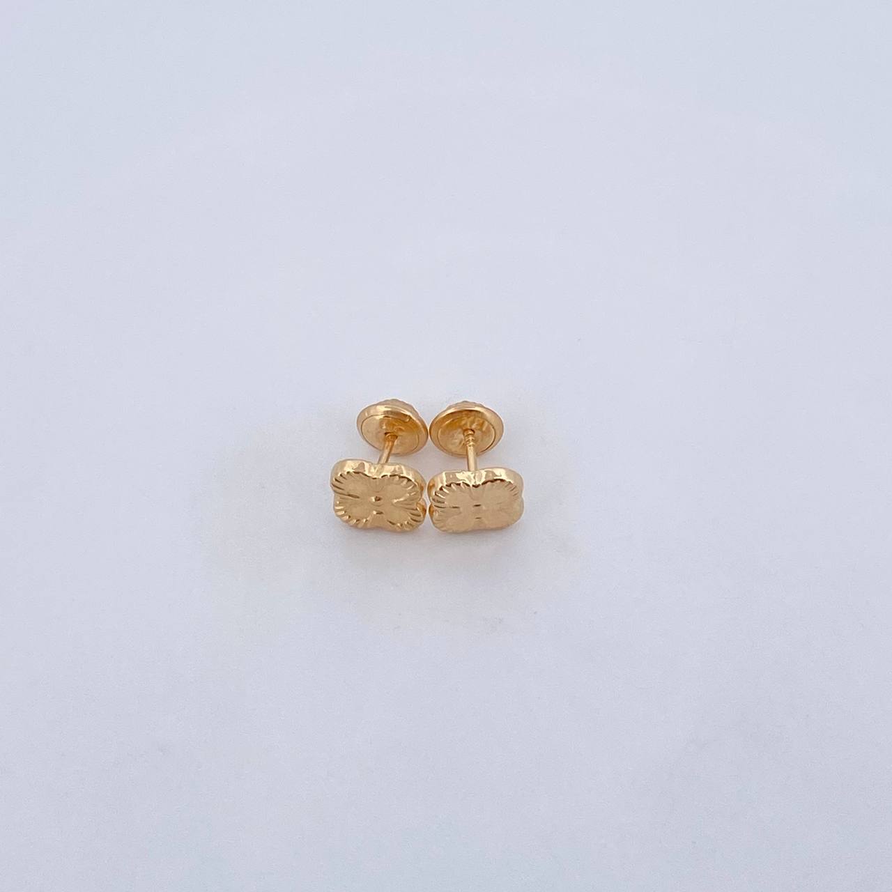 Topos Trebol 0.8gr / Oro Amarillo 18K &