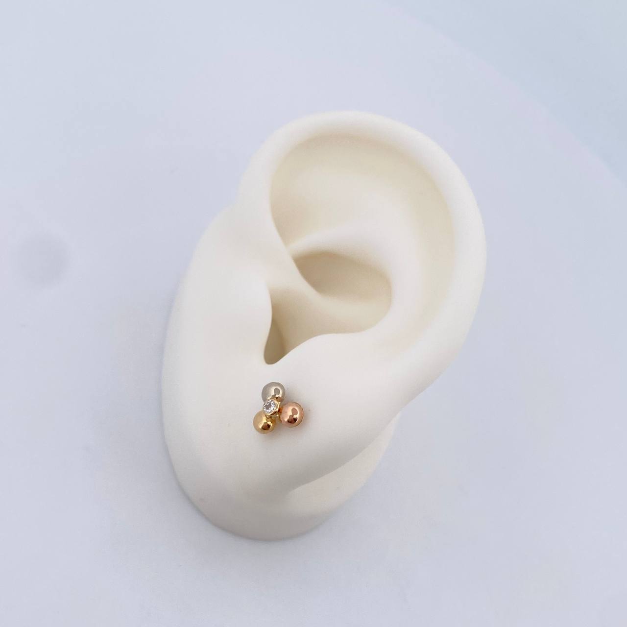 Topos Trio Bolas 0.7gr / Tres Oros 18K &