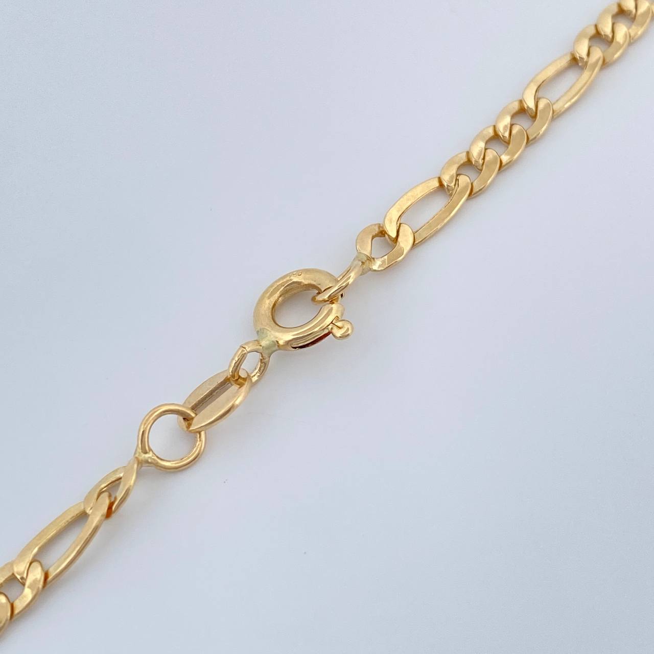 Cadena Figaro 6.5gr / 24 in / 3mm Oro Amarillo +1 18K &