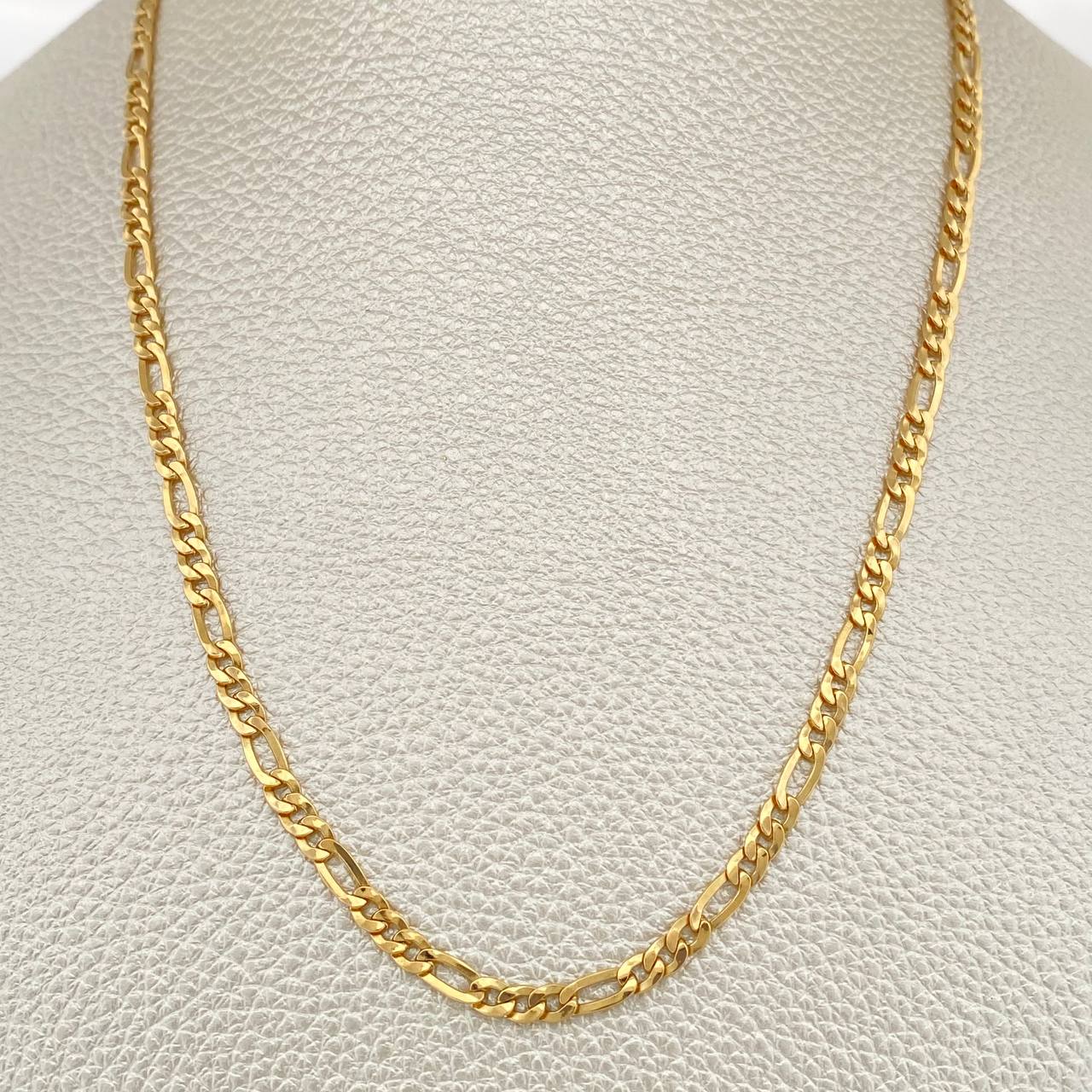 Cadena Figaro 6.5gr / 24 in / 3mm Oro Amarillo +1 18K &