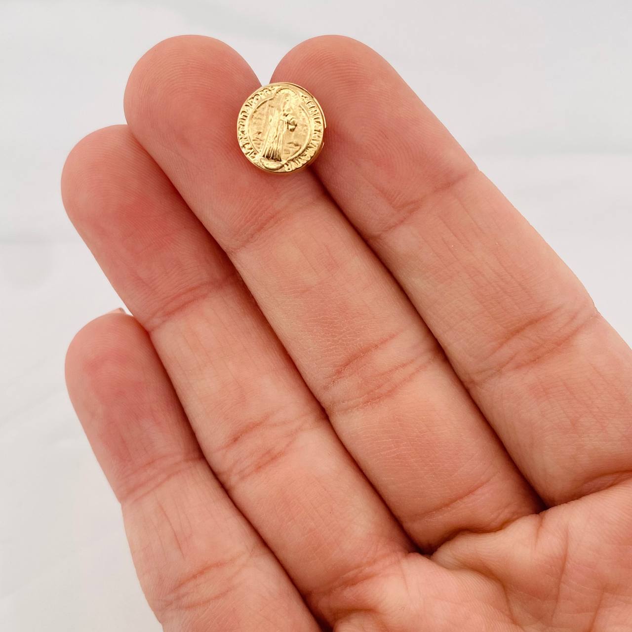 Charm Saint Benedict 0.4g / 1/2 in Yellow Gold 18K