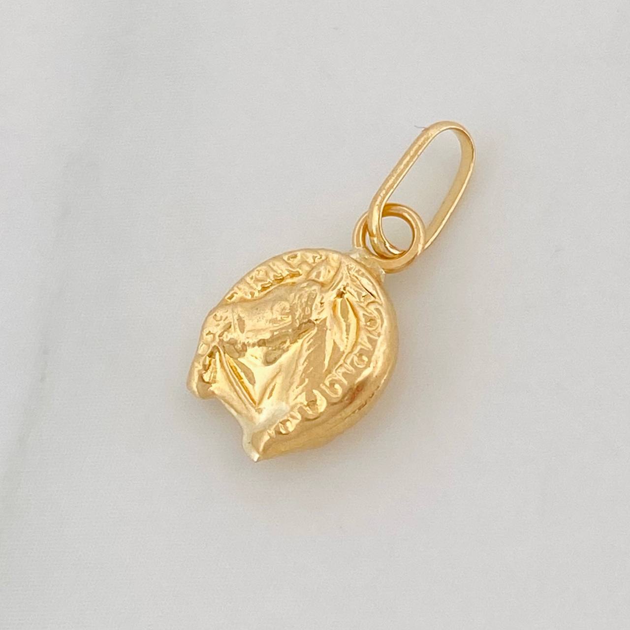 Pendant Horse Shoe 0.35g / 1/2 in Yellow Gold 18K