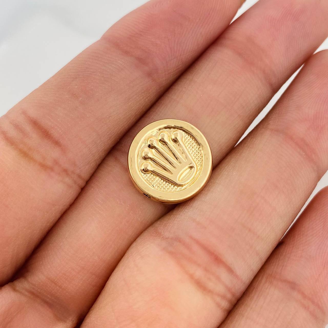 Charm Crown 0.8g / 1/2 in 18K Yellow Gold